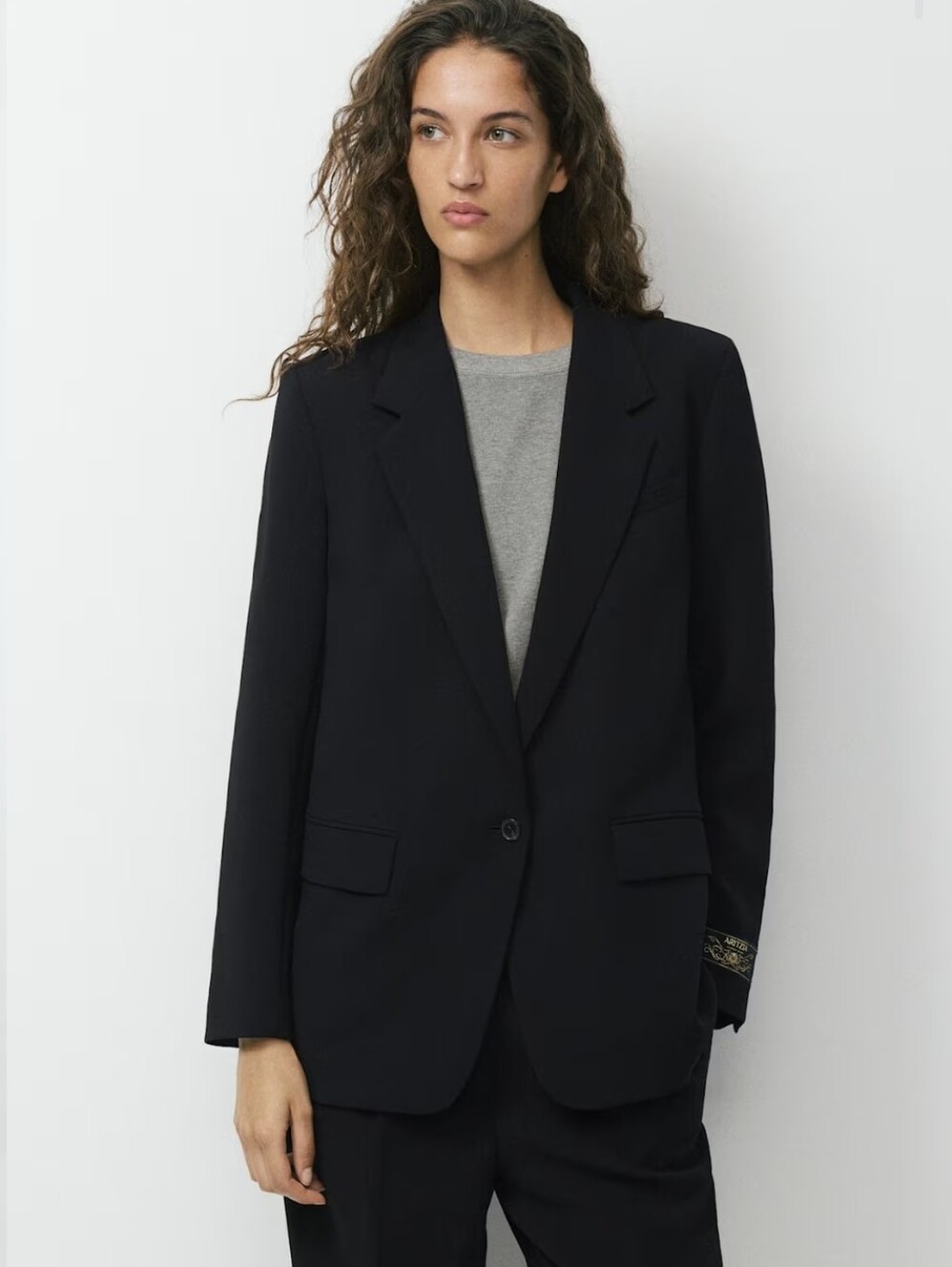 BNWOT, Aritzia Generation Blazer, Small, Crepette, Black